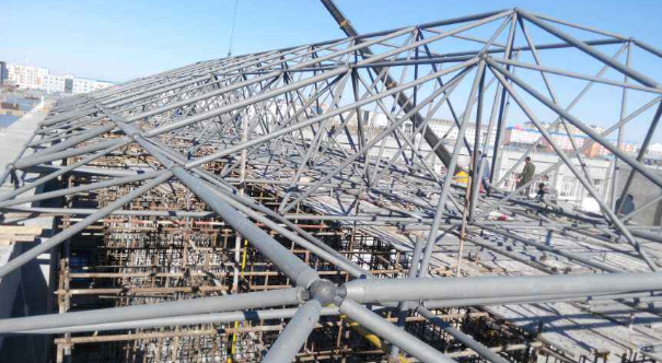河南细数网架装配中抉择应用钢结构对室第的优势